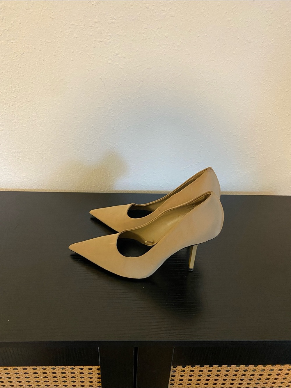 ZARA Beige Pointed Toe Stiletto Pumps EU 39 - Picture 3 of 7